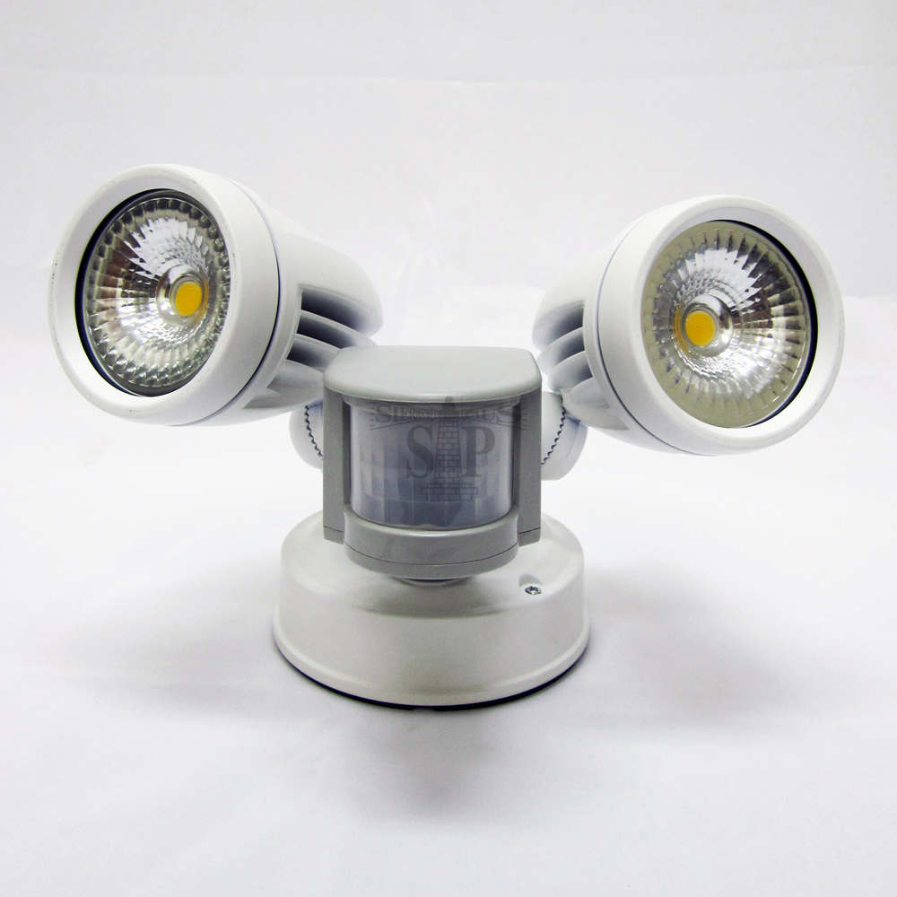 E TEN 2 x 10W Double Head COB LED Flood Light White c w PIR